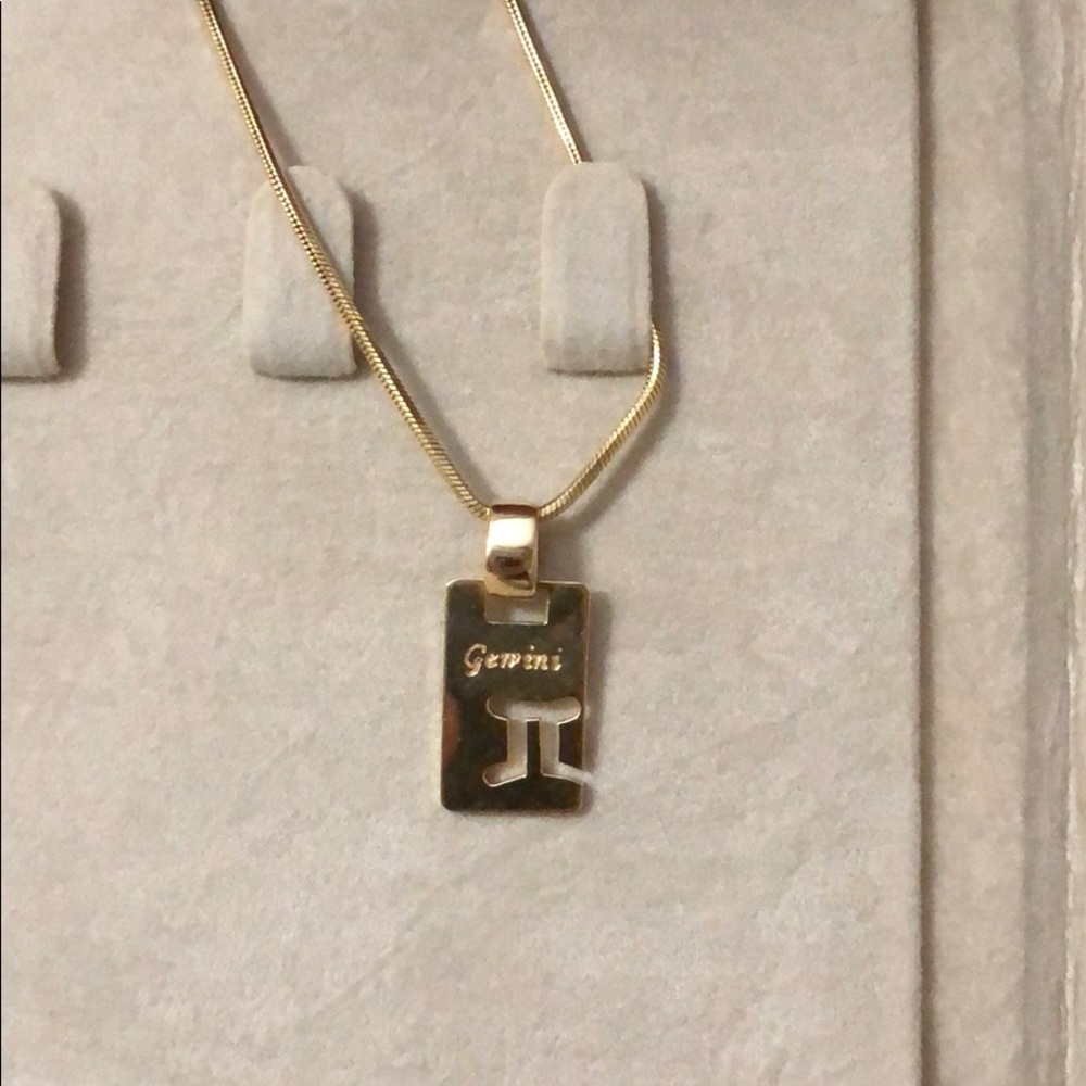 K14 gold Pendant (gently worn)